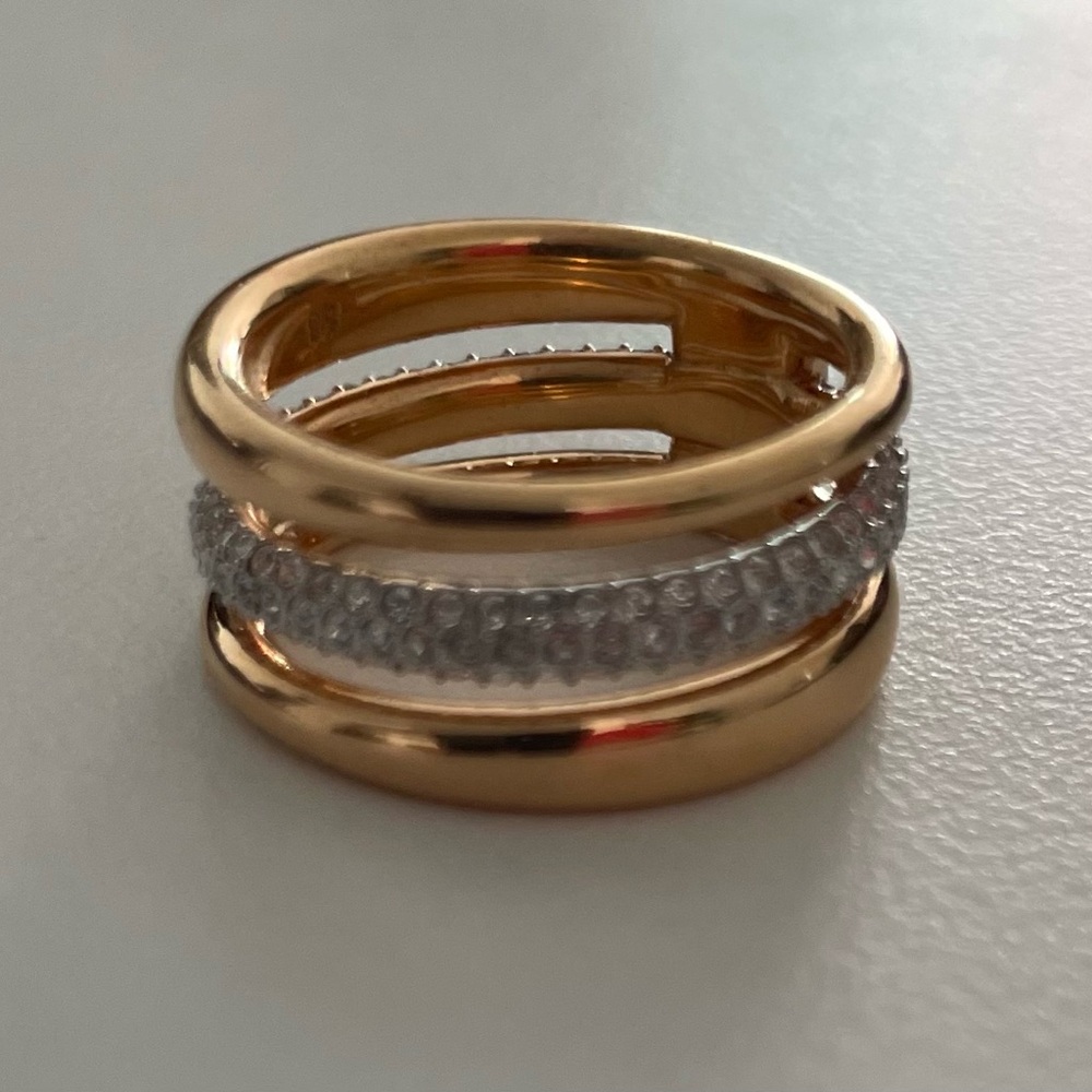 Elegant Gold and Silver Swarovski Women's Ring